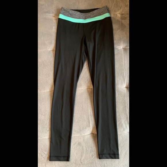 3 For $20 LA VIE EN ROSE Leggings - Picture 3 of 8